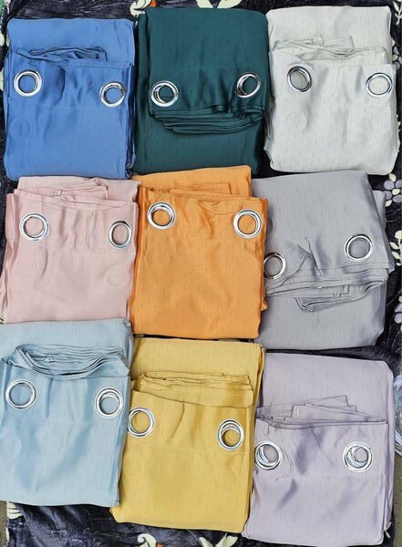 Rideaux à œillets 01