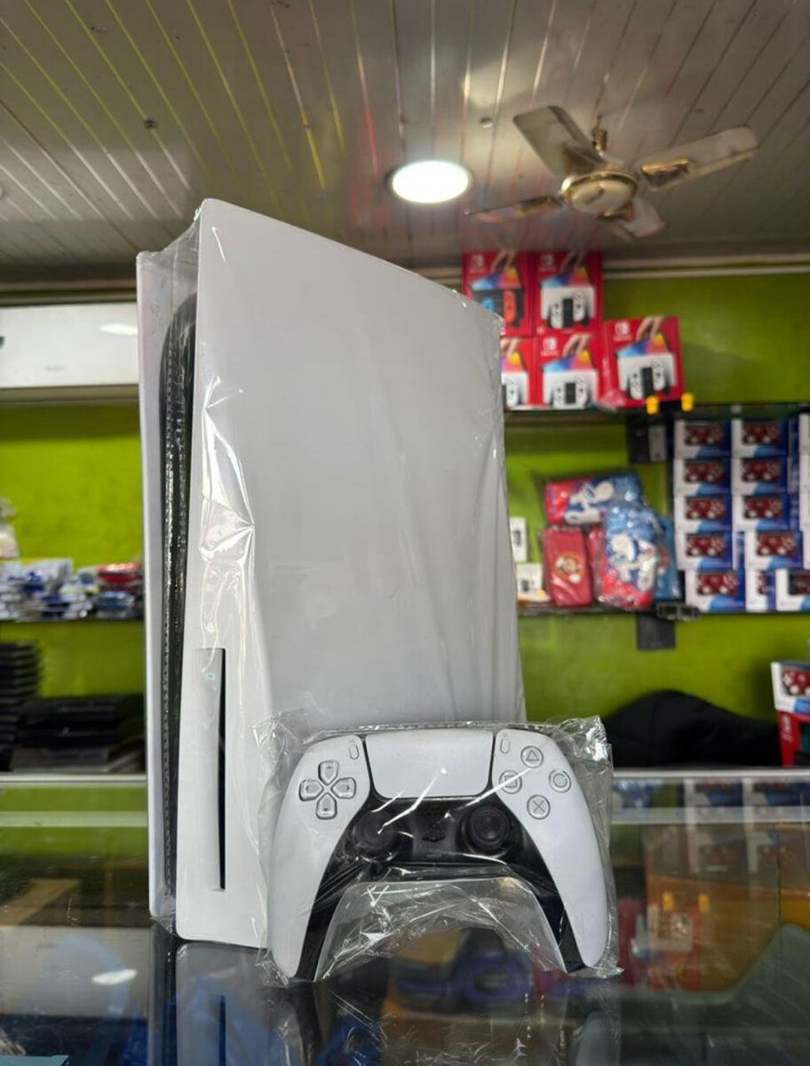 Console Playstation 5 avec manette