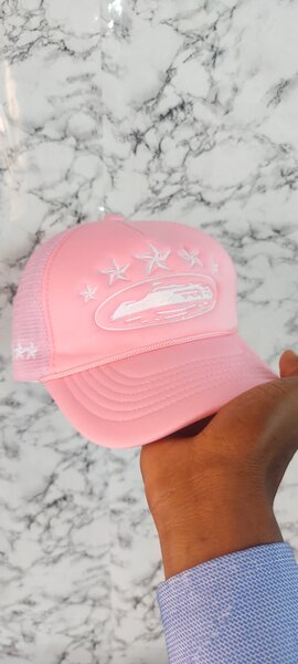 Casquette rose femme brodée étoiles