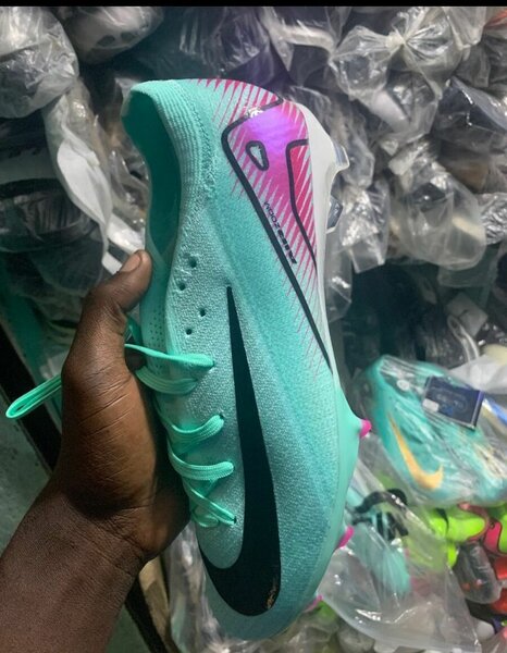 Chaussures de foot Nike homme