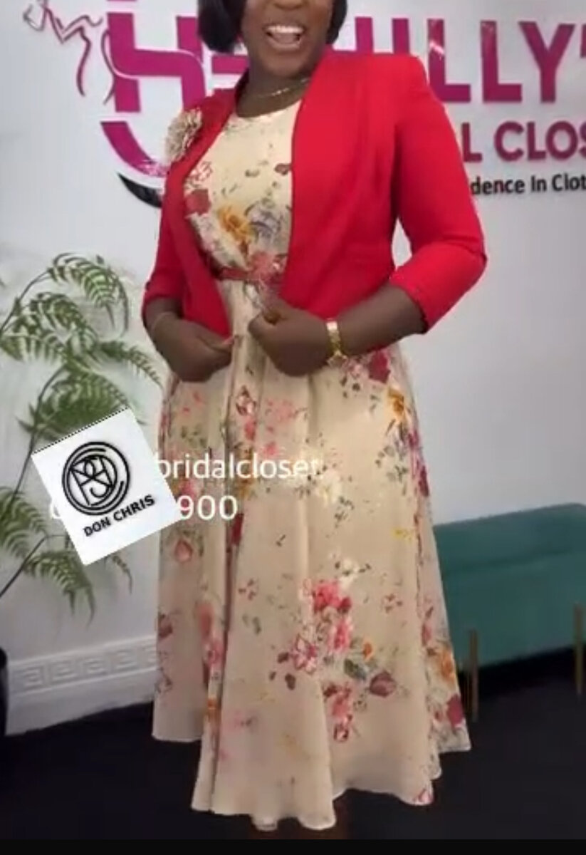 Robe élégante avec veste