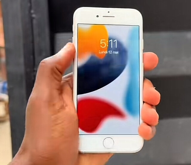 iPhone 7 32GB Argent