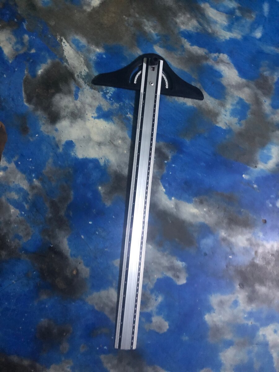 Équerre de marquage réglable