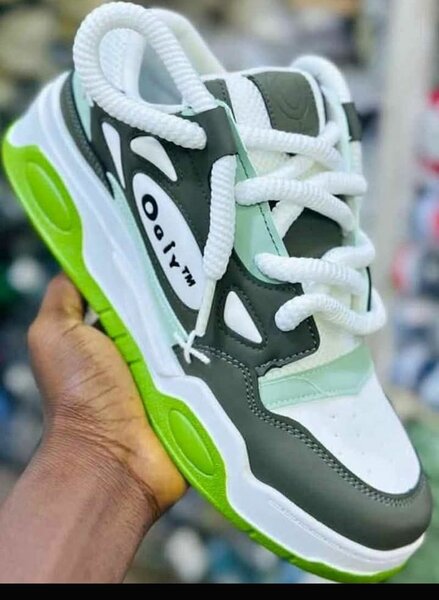 Baskets colorées tendance