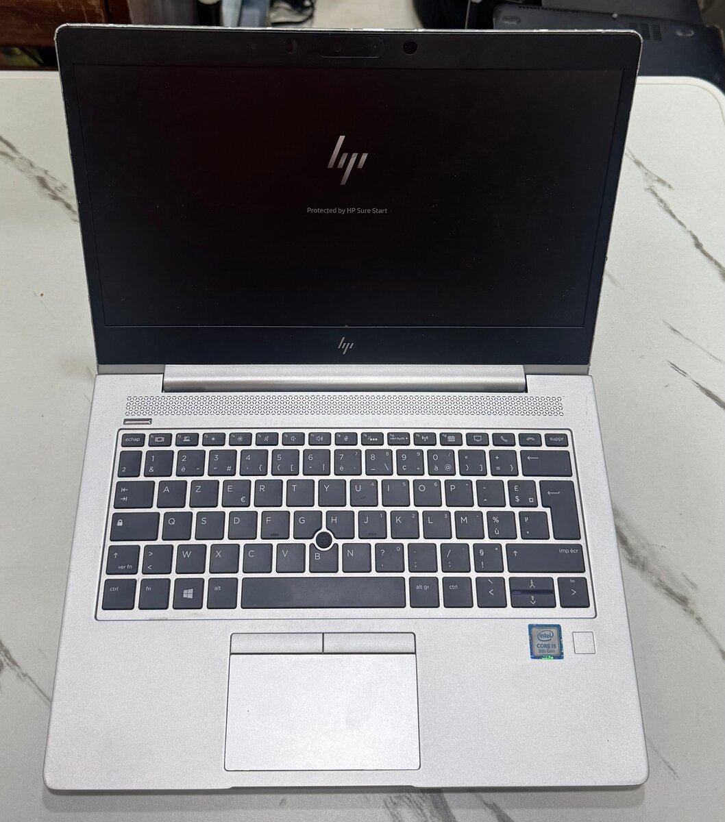 hp elitebook 830 core i5 8th