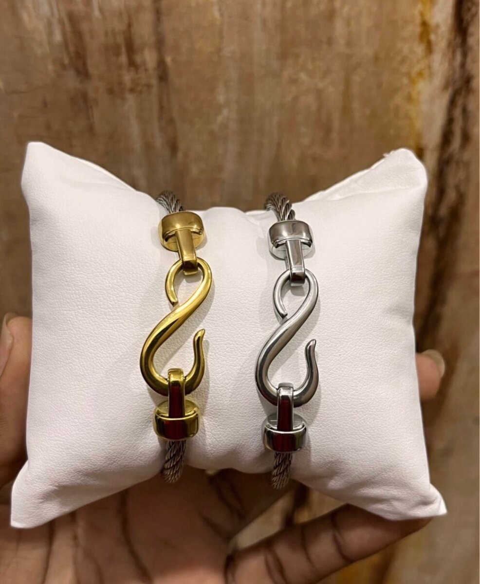 Bracelets câble en acier