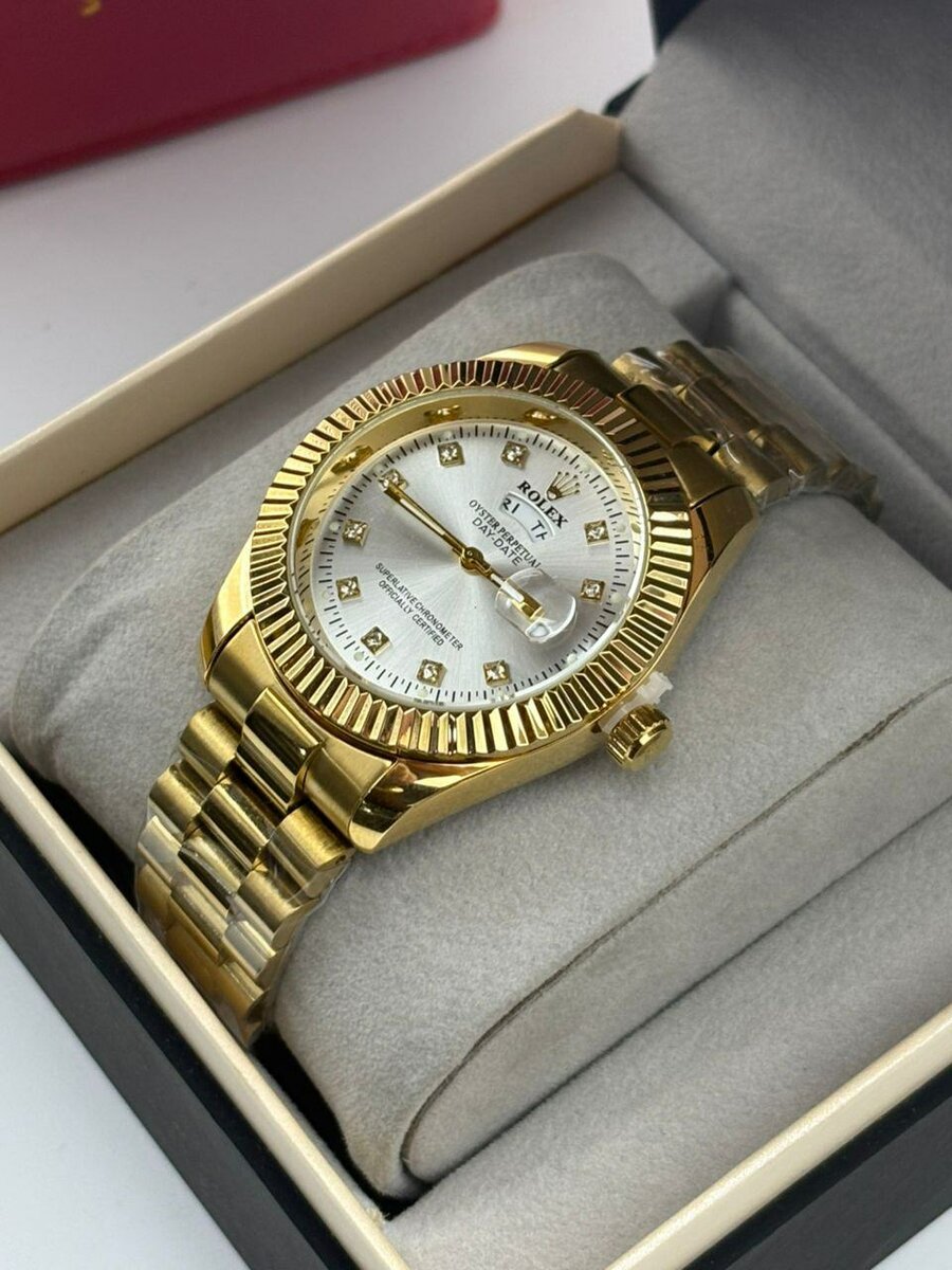 Montre élégante bicolore luxe