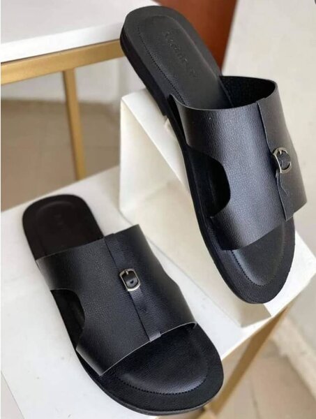 Sandales noires élégantes