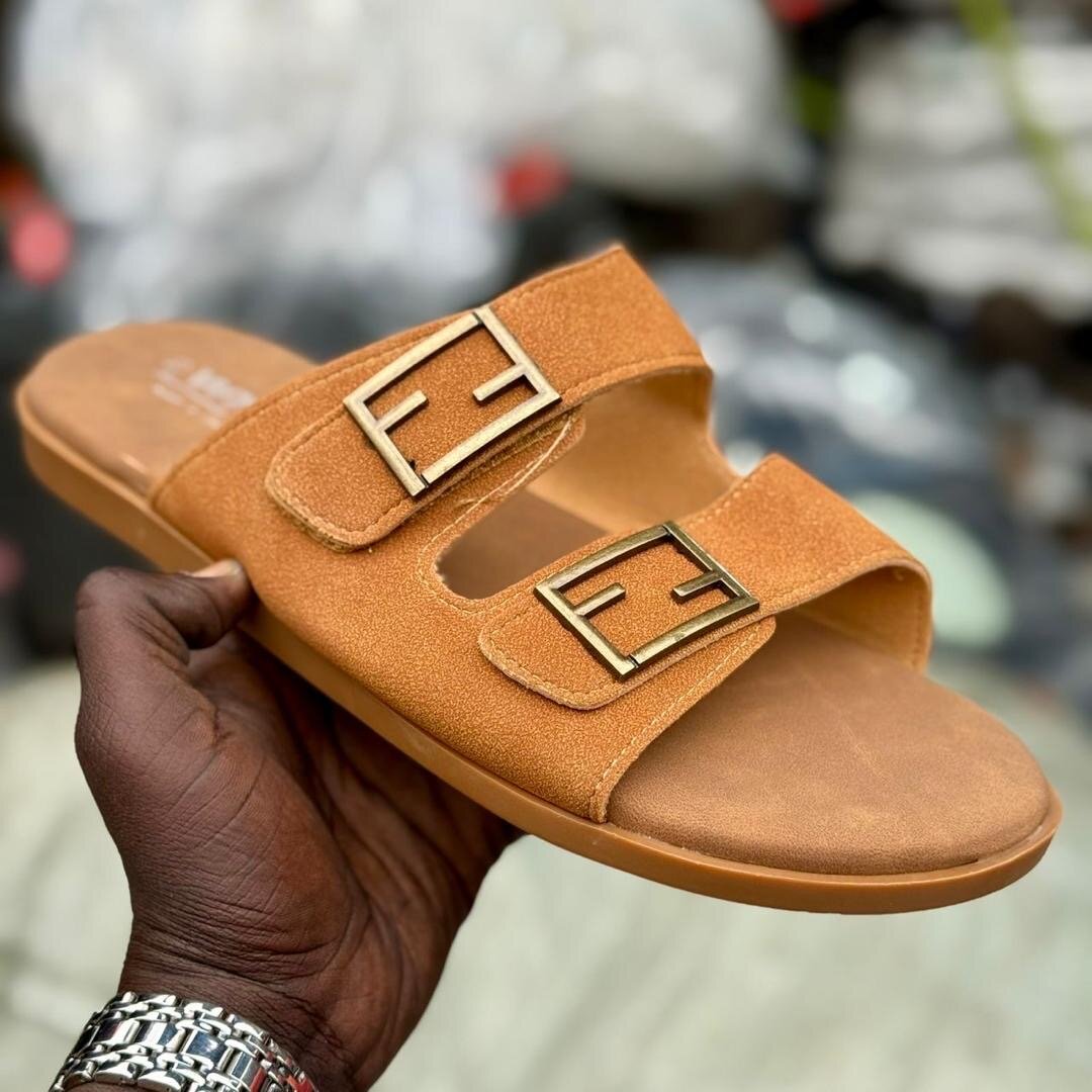 Sandales en cuir élégant