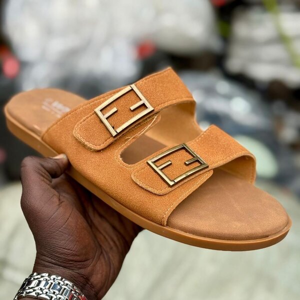 Sandales en cuir élégant