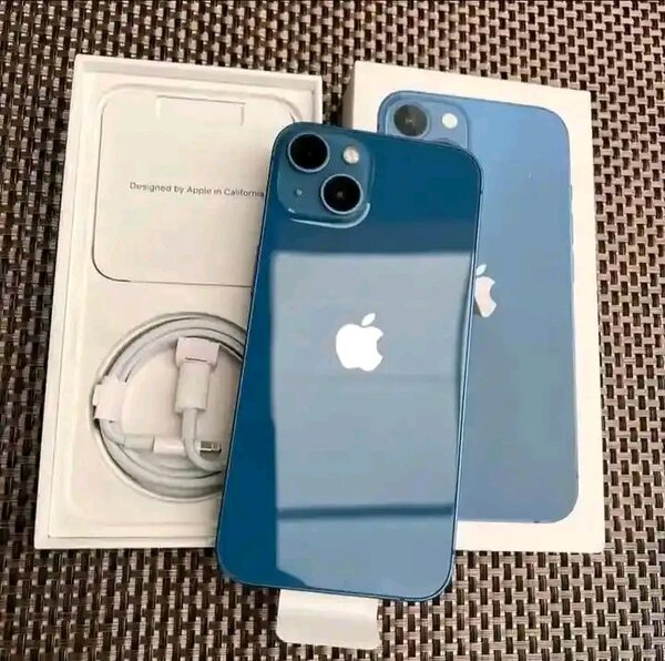 iPhone 13 Bleu 128 Go