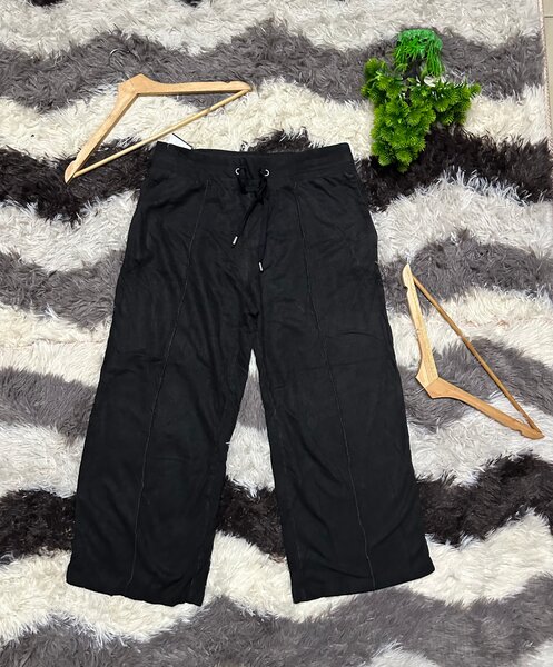 Pantalon noir décontracté