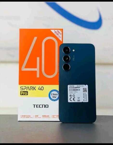 Tecno Spark 40 Pro 256GB