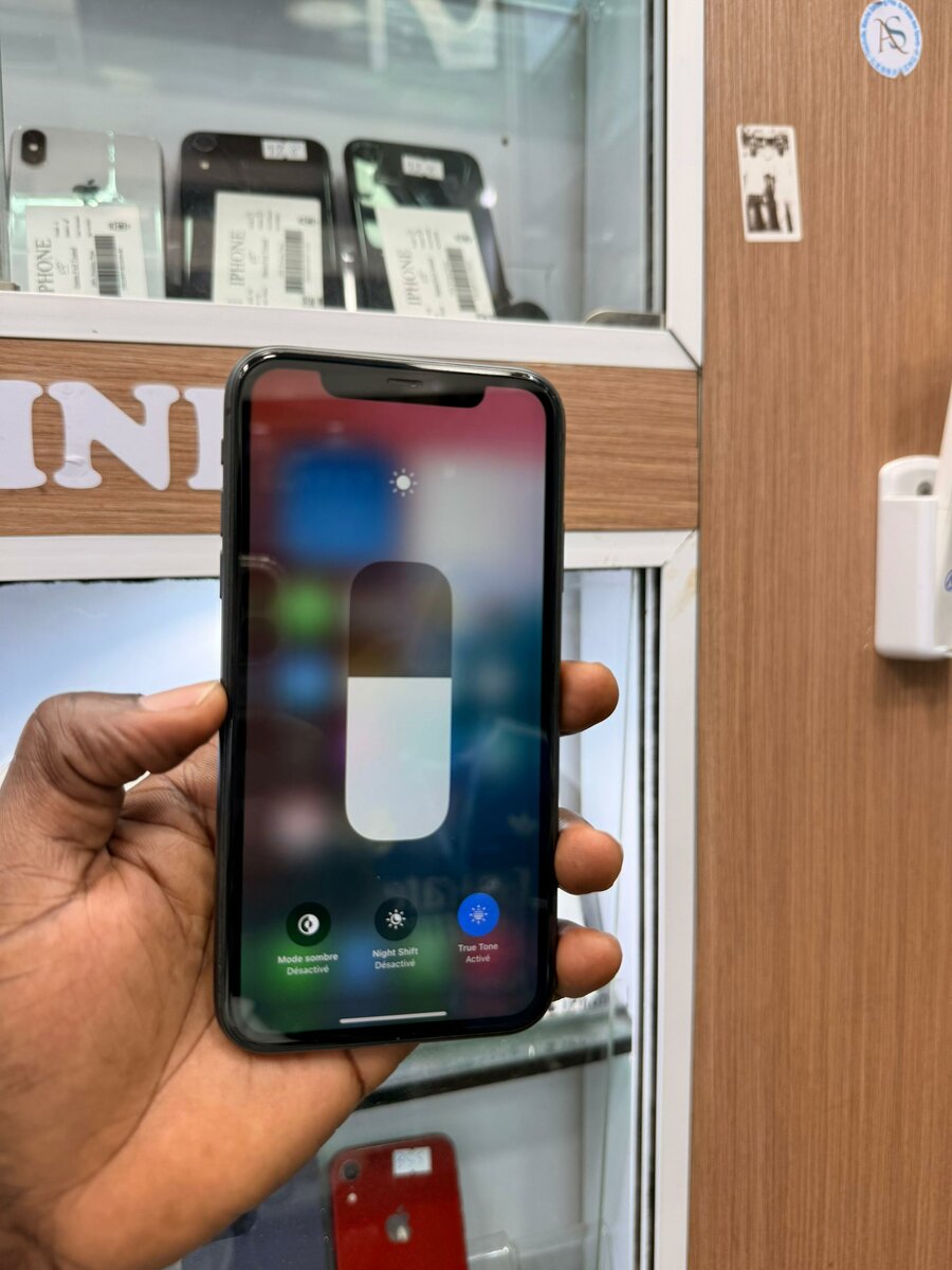 iPhone 11 Noir 64GB