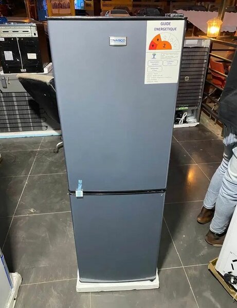 Réfrigérateur à double porte