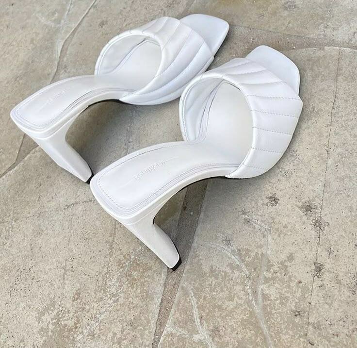 Mules à talons élégantes