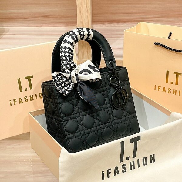 Sac à main en cuir élégant