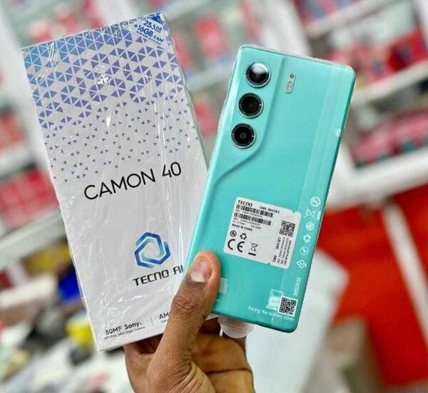 Smartphone Tecno Camon 40 Pro