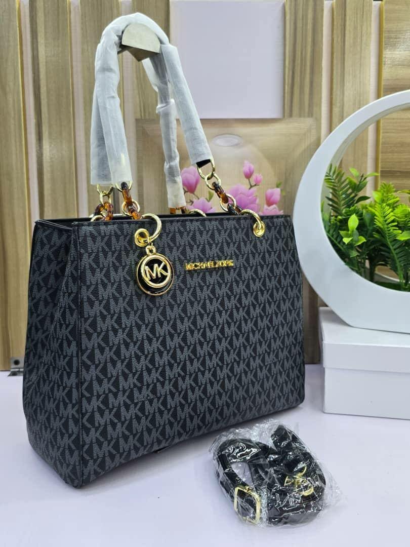 Sac à main stylé MK