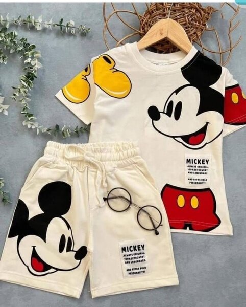 Ensemble short et T-shirt Mickey pour garçons