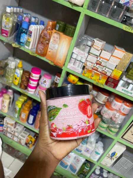 Gommage Corporel Fraise Wokali