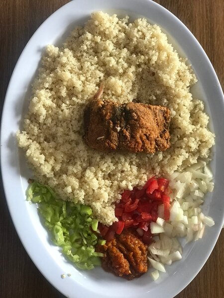 Garba avec attiéké de Dabou