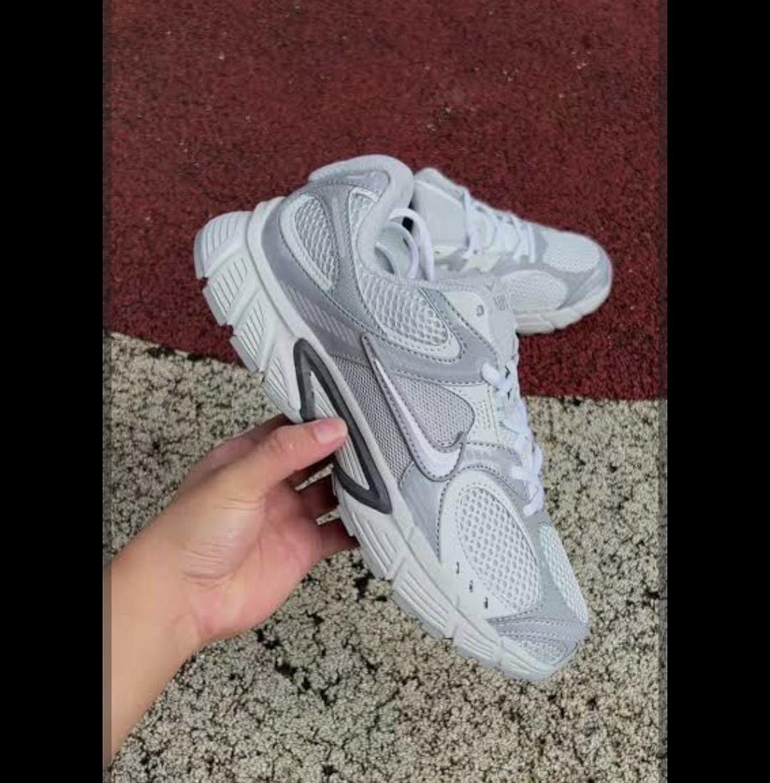 Baskets de sport légères