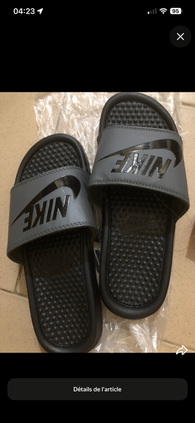 Claquettes Nike confortables