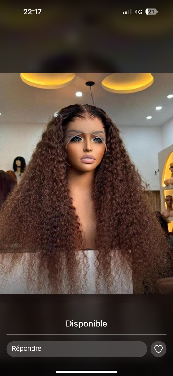 Perruque bouclée glamour