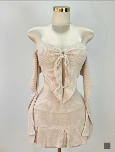 Ensemble top noué et jupe