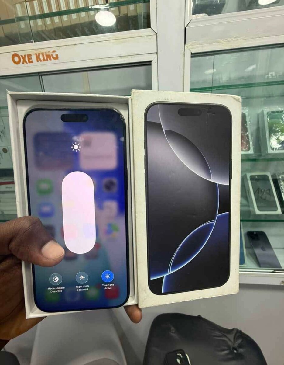 iPhone 16Pro Max Noir 256GB