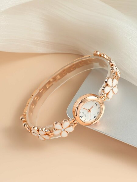 Shein - Flower Decor Round Pointer Quartz Watch