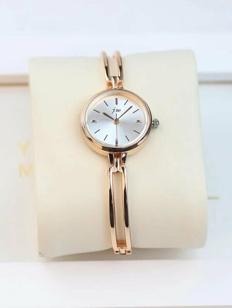 Shein - Round Pointer Quartz Watch