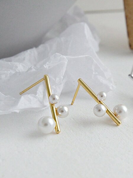 Shein - 1pc 925 Sterling Silver Geometric Shape Pearl Stud Earrings, Minimalist Style And Elegant. Perfect For Mother's Day Celebration