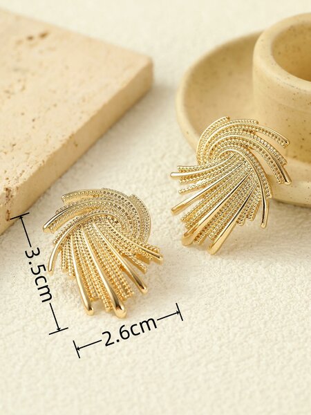 Shein - 1pair Elegant Fireworks Design Lightweight Luxury Stud Earrings For Vacation, Party and Daily Wear