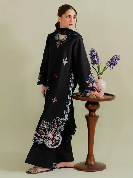 Ember-3Pcs Embroidered Set