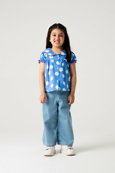 Daisy Collared Cotton Top