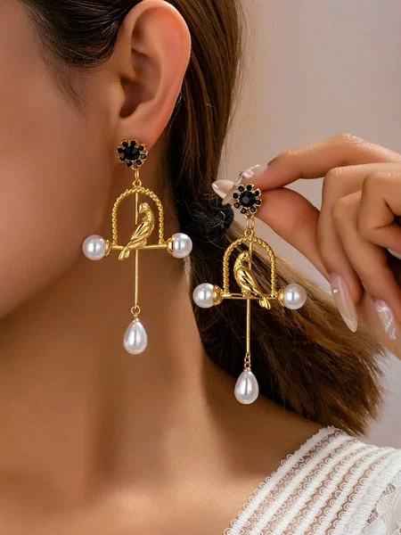 Shein - Fashionable Elegant High-End Pearl Bird Cage Dangle Earrings