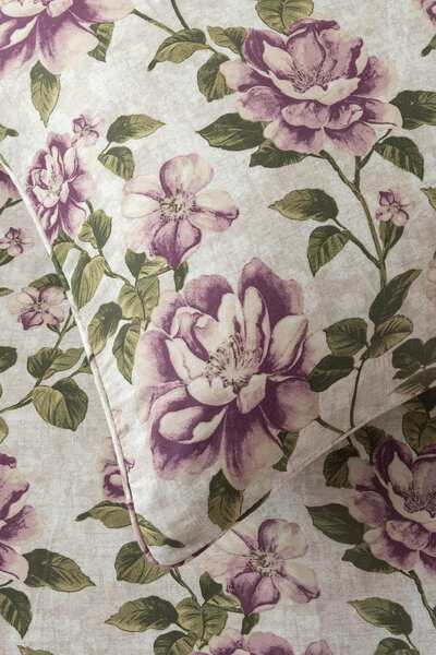 Blooming Petals Bed Sheet Set