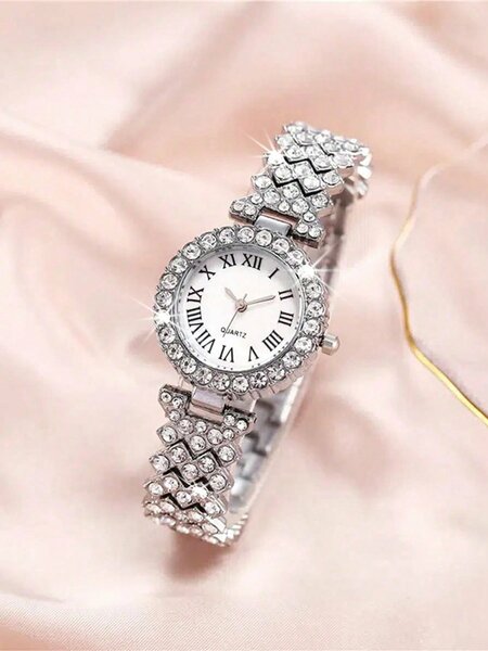 Shein - 2pcs Ladies Roman Numerals & Rhinestone Decor Quartz Watch And Heart Charm Bracelet Set