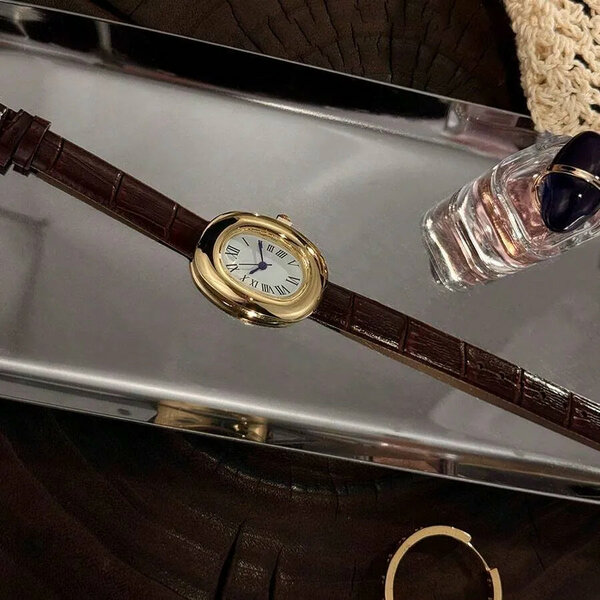Shein - 1pc Women's PU Leather Strap, Bathtub Shaped Alloy Case, Roman Numeral Dial, Classic Retro Quartz Watch