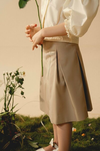 Fauna Skirt | Cotton denim pleated skirt with tailored A-line silhouette