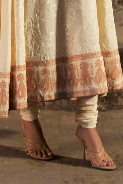 Mitti ki Khusboo by Gul Ahmed Unstitched Embroidered Lawn 3 Piece Suit GA26UMK DN-62038 - Summer Collection