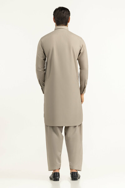 Regular Fit Styling Suits