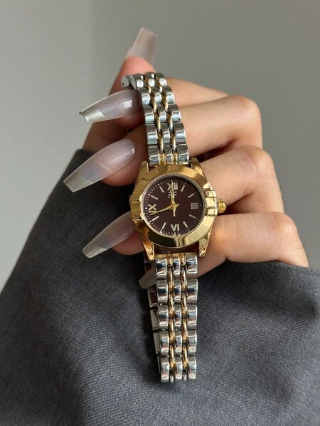 Shein - Elegant And Exquisite Quartz Wristwatch  Featuring A Vintage Design