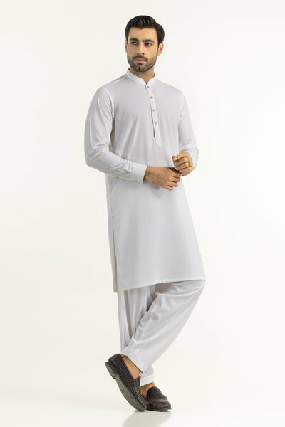 Regular Fit Styling Suits