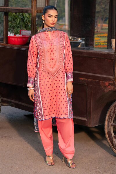 3 Piece Printed Lawn Suit with Chiffon Dupatta