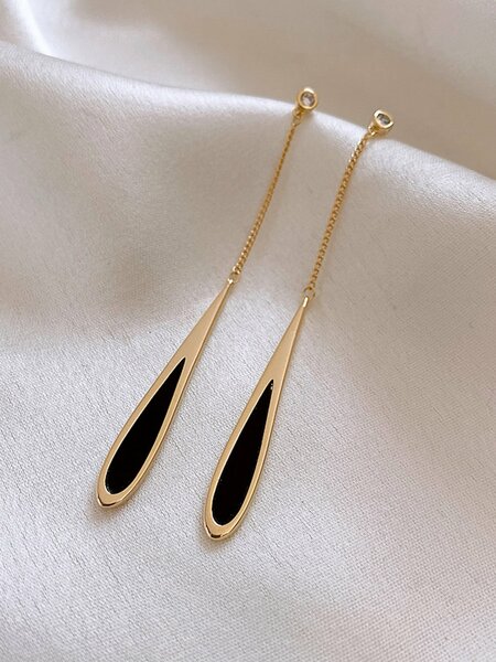 Shein - 1pair European And American Style Black Tassel Drop Earrings, Fashion Party Luxurious Accessory For Women's Temperament Jewelry