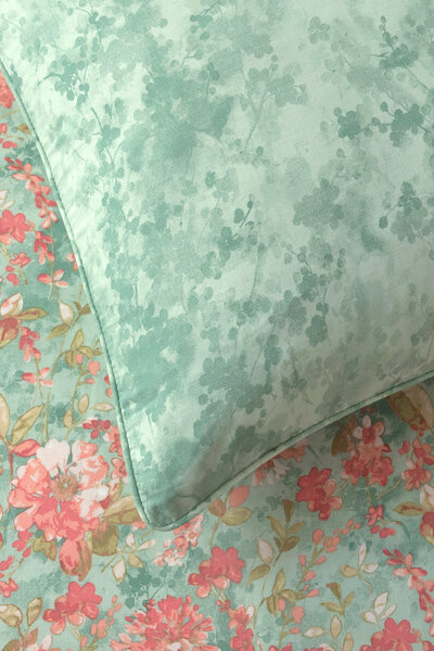 Flora Haze Quilt Cover Set