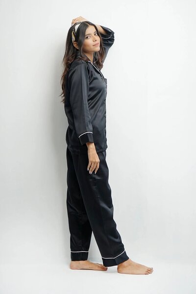 VYBE - PJ SET (Black)